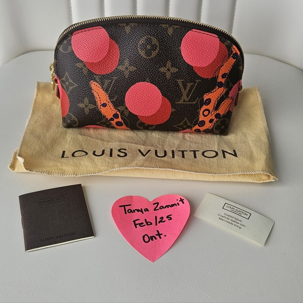 Sold🚫! Louis Vuitton limited edition pouch